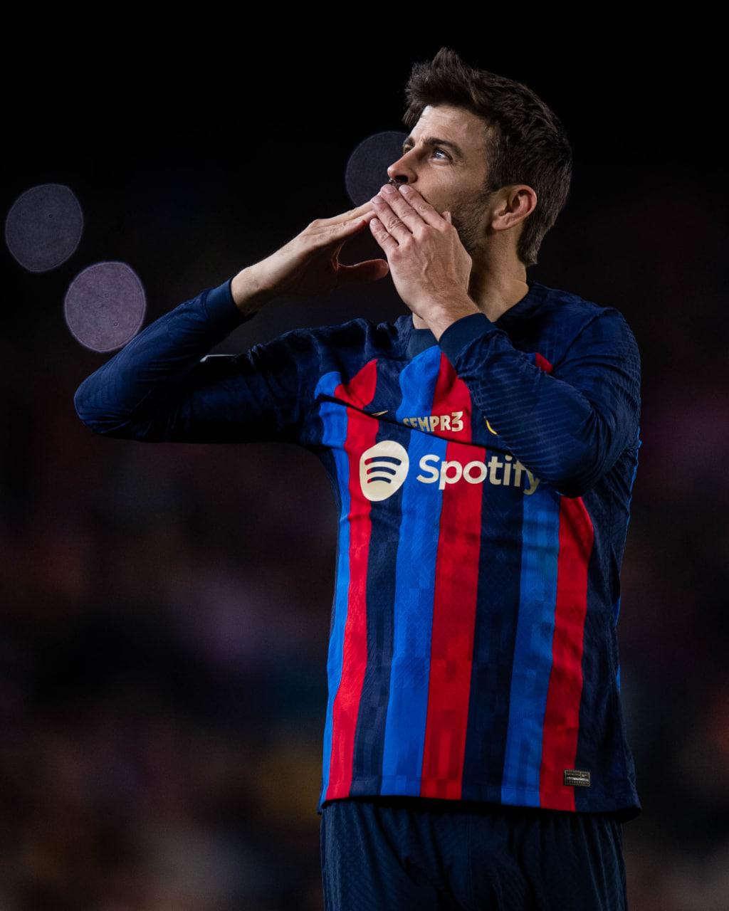 Barcelona aprovecha el parón del Mundial para remodelar su camerino y filtra por error los nuevos dorsales en el plantel