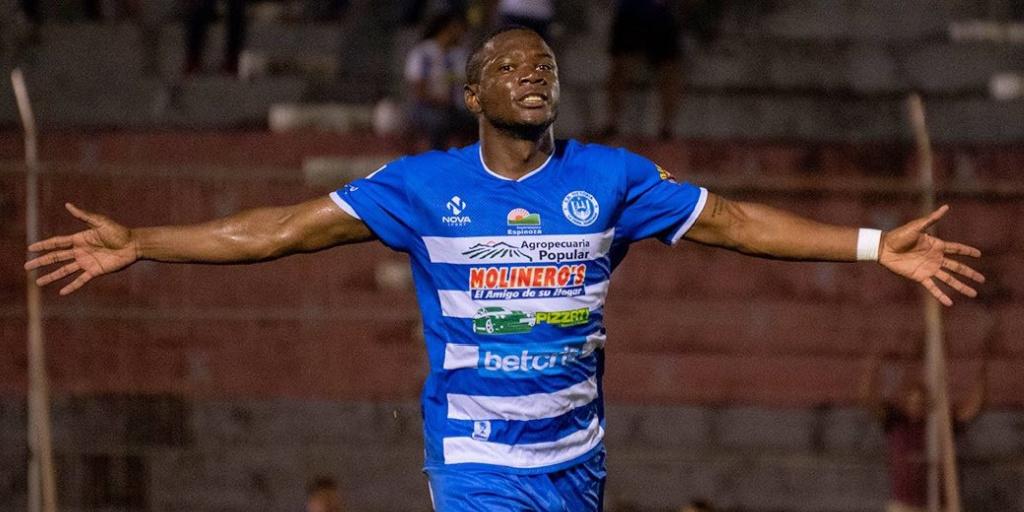 Con la pólvora mojada: ¡Óscar Raí Villa y 14 delanteros más han quedado a deber en la Liga Nacional de Honduras!