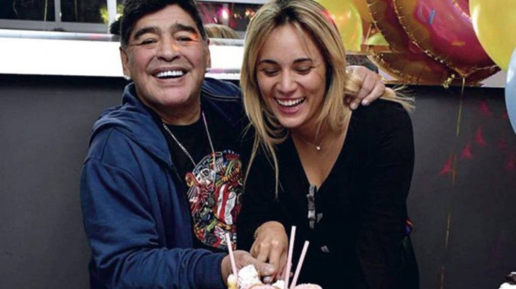 El gran motivo por el que Rocío Oliva se separó de Maradona y los bienes que recibió del astro argentino