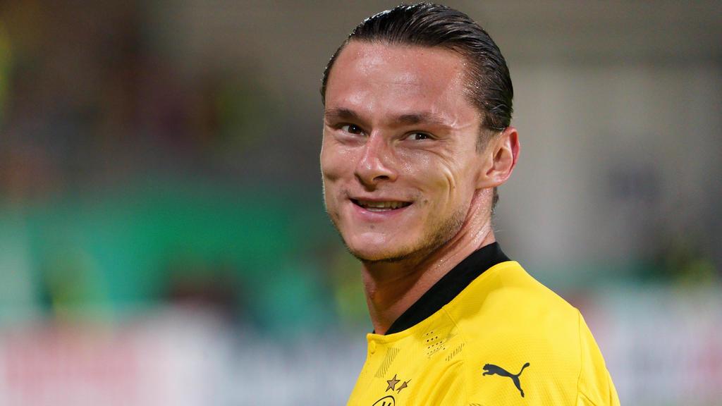 ¡No es el más guapo! Así es Nicole Poturalski, la ex de Brad Pitt que sale con figura del Dortmund