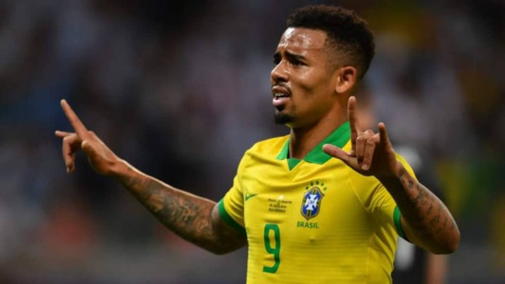 Gabriel Jesus El Profeta Que Esperaba El Pueblo Brasileno Y Que Pintaba Las Calles