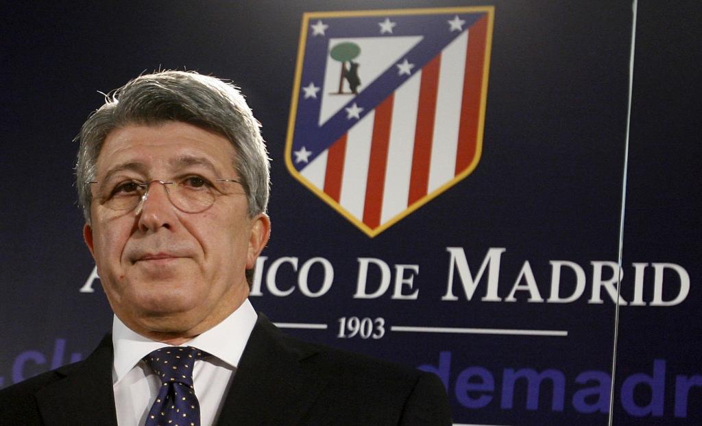 Mercado de Europa: Barcelona negocia fichaje por 80 millones de euros y el delantero que busca el Real Madrid; Cristiano anuncia su vuelta al United