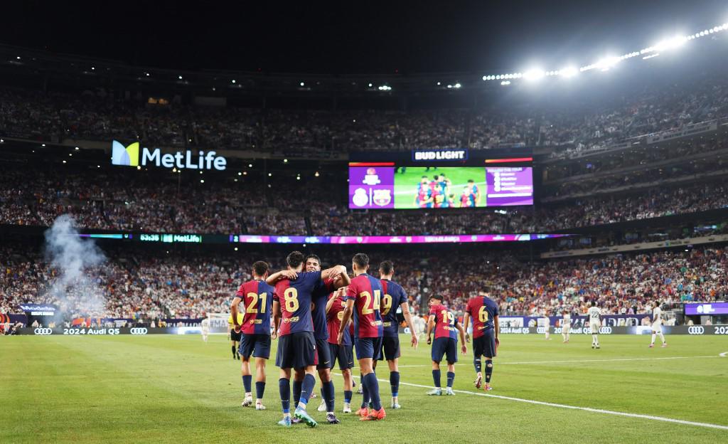 Real Madrid-Barcelona: récord de asistencia en USA, la novia de Endrick enamora y por qué Rodrygo se perdió el Clásico