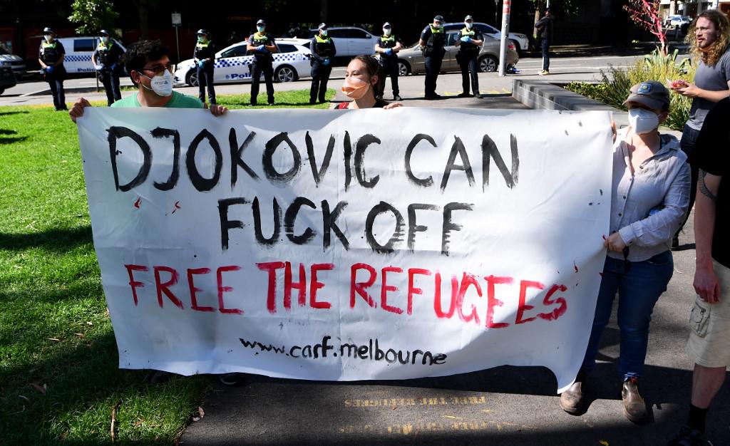 ¿Gusanos en la comida? Así es el ‘‘hotel del terror’’ en el que está aislado el tenista Novak Djokovic en Australia