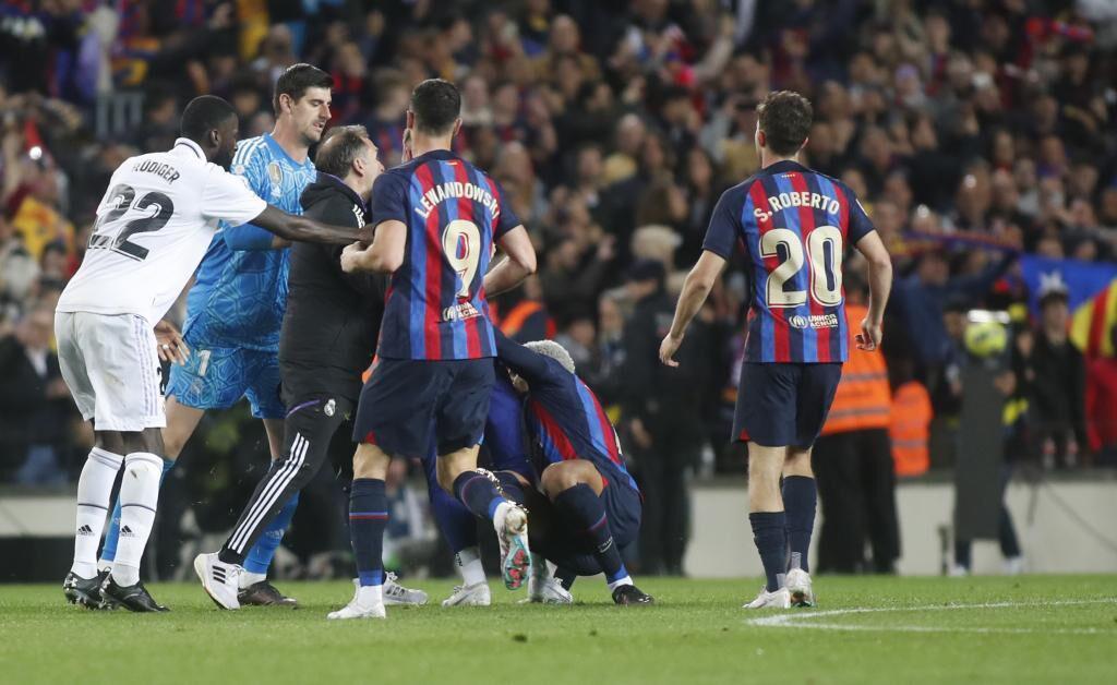 La agresión de Gavi, la visita sorpresa en el festejo y Rosalía ganó apuesta por el Barcelona; Carvajal casi sale linchado