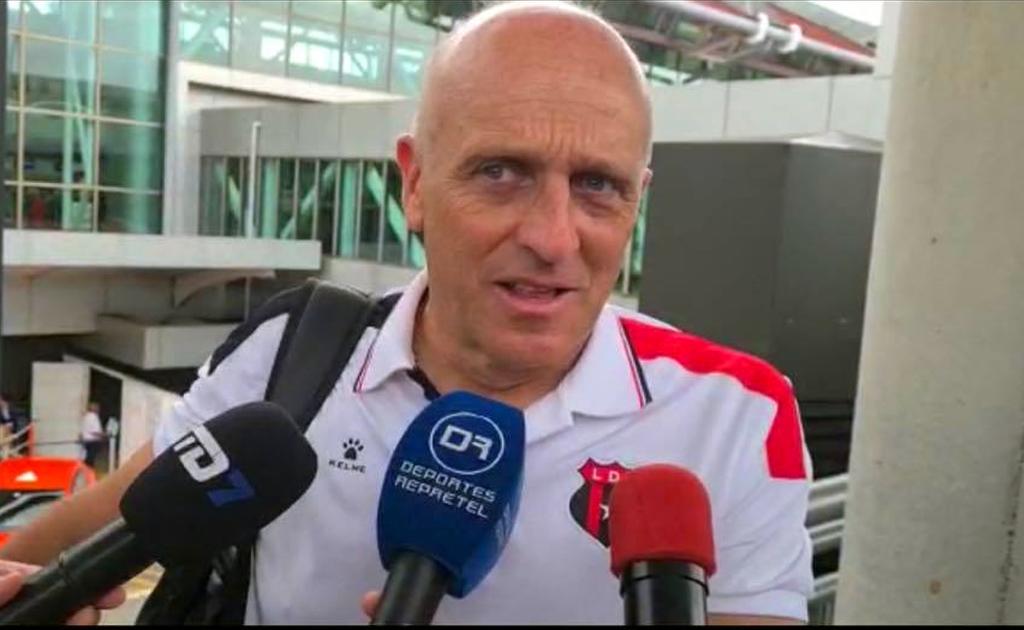 Fabián Coito adelanta la grata sorpresa que Alajuelense tendrá contra Olimpia, pero también dos bajas sensibles