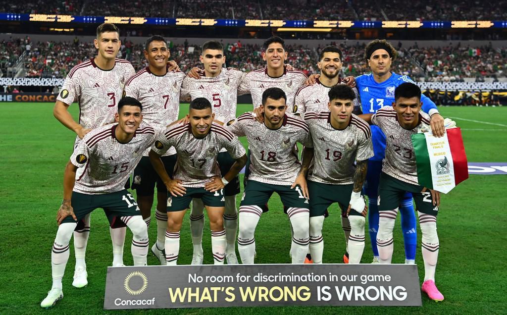 El 11 inicial de México con el que está enfrentando a Costa Rica en Copa Oro.