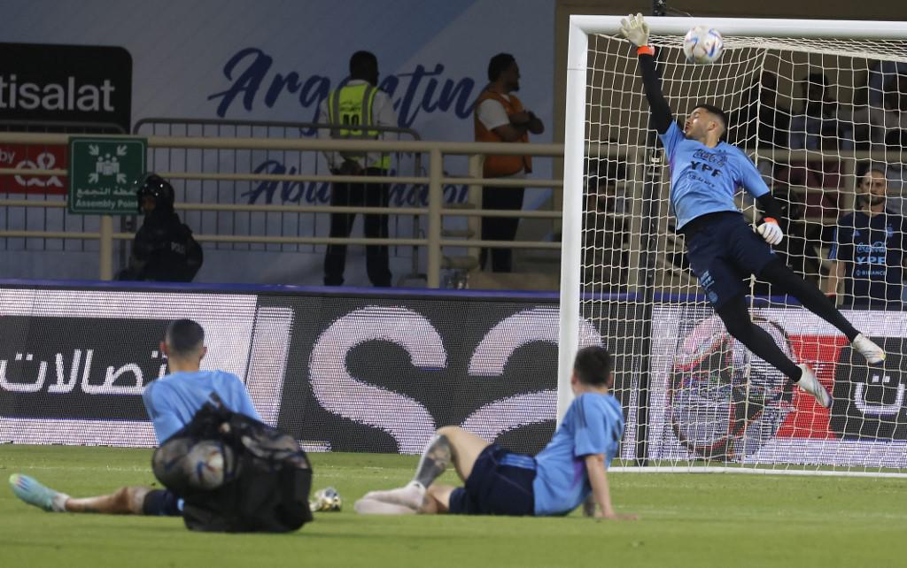 Locura por Argentina de cara al último amistoso y al Mundial: las bromas de Messi, una sorpresiva llegada y los intrusos