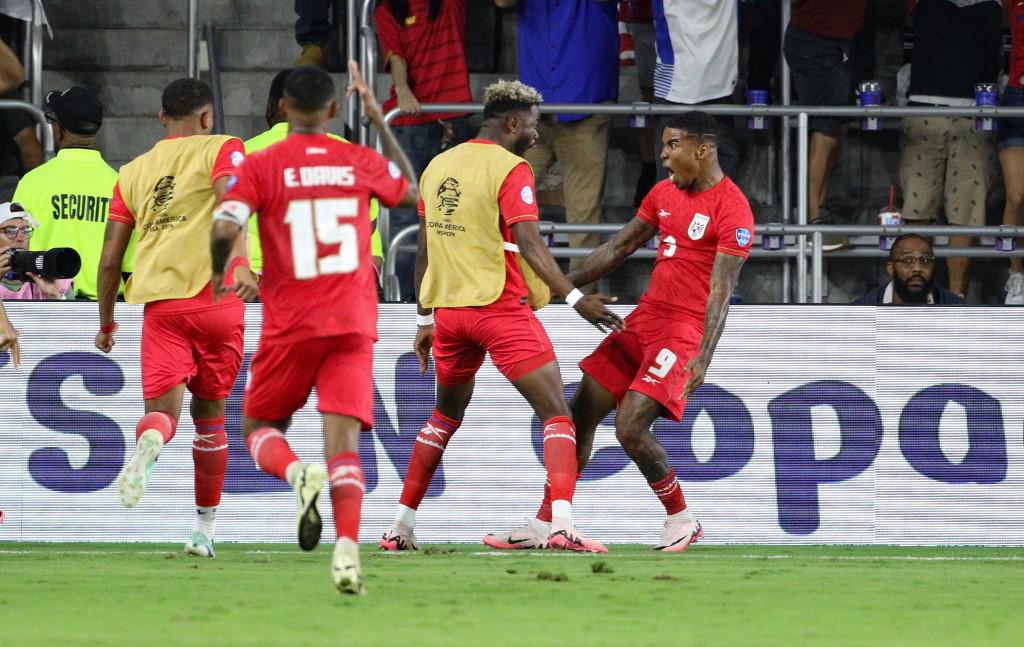 Festejo histórico de Panamá en Copa América y la hermosa árbitra; Pulisic se enfada y lo ignoran tras eliminación de USA