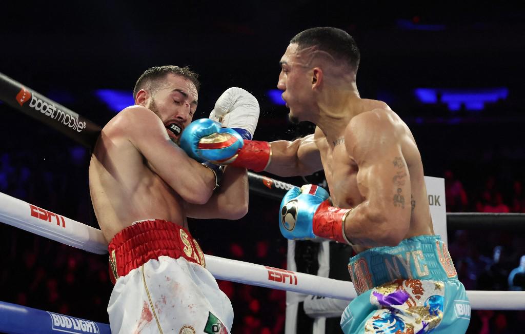 Diario Marca de España asegura que el triunfo de Teófimo López ante Sandor Martín fue un robo: ‘‘Ha sido bochornoso’’