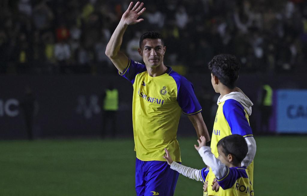 El tremendo error de Cristiano Ronaldo en su histórica presentación con el Al Nassr y la sencillez de Georgina Rodríguez