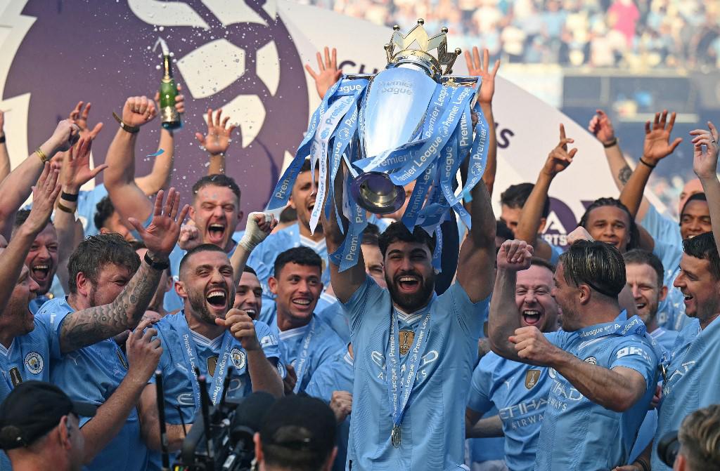 Grealish ebrio y así fue captado Pep Guardiola: la ‘loca’ fiesta del City campeón de Premier ¿Qué pasó con Haaland?