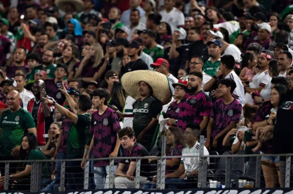 FIFA vuelve a perdonar a México por gritos homofóbicos pero le ponen una fuerte multa