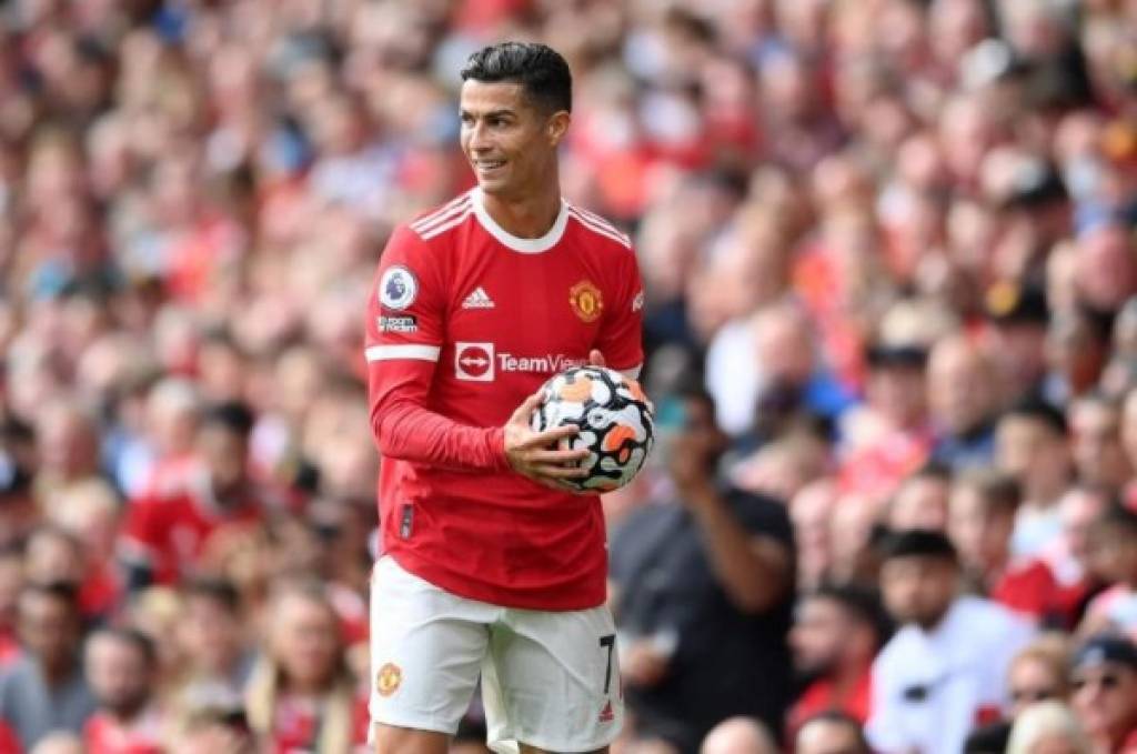 Cristiano Ronaldo cambia los hábitos del Manchester United: 'Nadie se atrevió a coger un brownie'