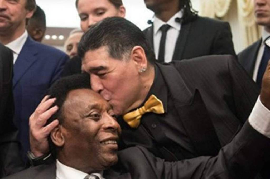 La imperdible reacción de Pelé tras cumplirse un año de la muerte de Diego Maradona