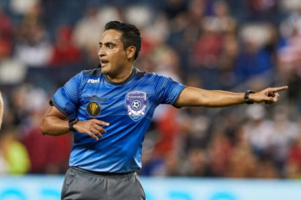 Said Martínez es elegido para impartir justicia en el duelo eliminatorio Costa Rica vs El Salvador