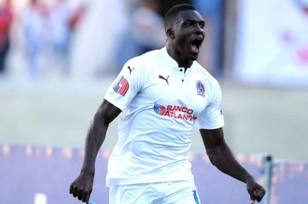 Fichajes Honduras: El ex Olimpia y Motagua fichado en el ascenso, Edwin Solani se acerca a la capital y Emilio Izaguirre por sus dos primeras altas