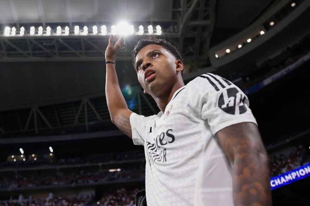 Sin defensas titulares y Ancelotti cambiará sus planes: el sorpresivo once que mandará Real Madrid para vencer al Barcelona en LaLiga