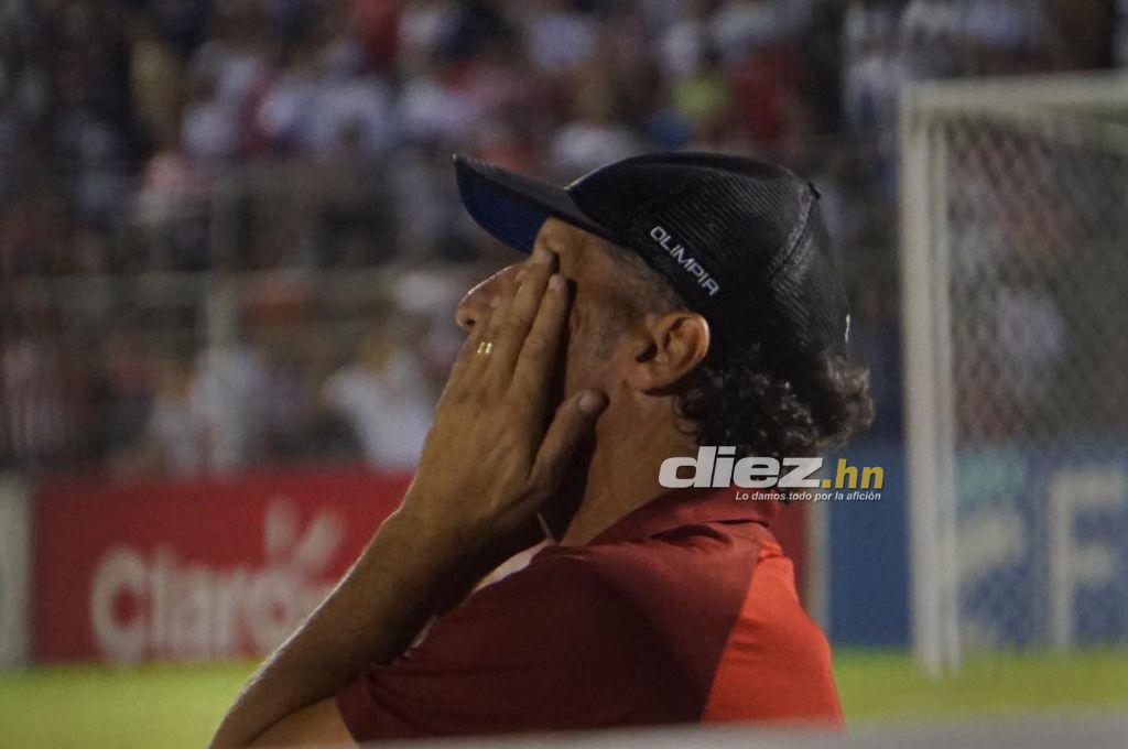 Pedro Troglio no pudo contener sus lágrimas al recordar la muerte de su madre tras la conquista del título con el Olimpia