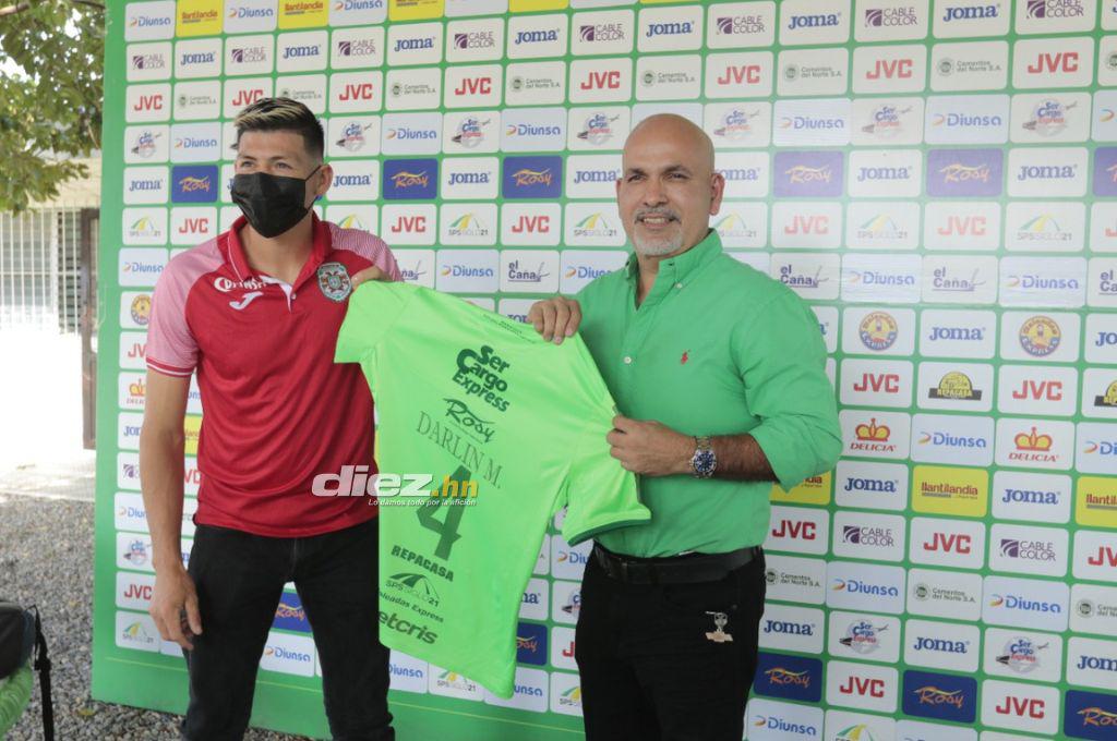 Así fue el primer día de Francisco Martínez en Marathón: El jugador que lo recibió, su dorsal y el saludo a toda la plantilla