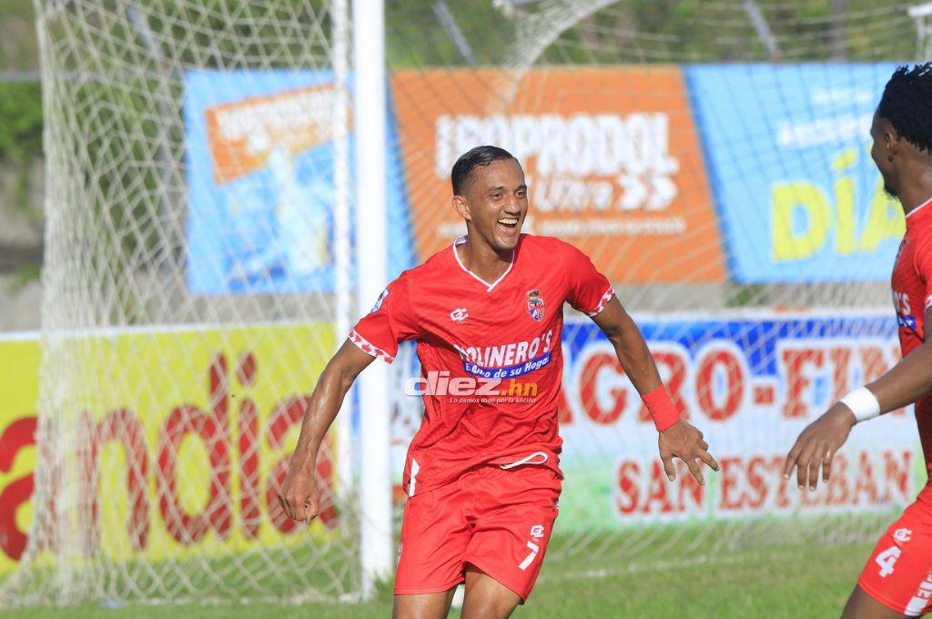 NO SE VIO EN TV: las duras imágenes de los jugadores de Motagua, quién es el nuevo debutante en Olimpia y el que rompió en llanto