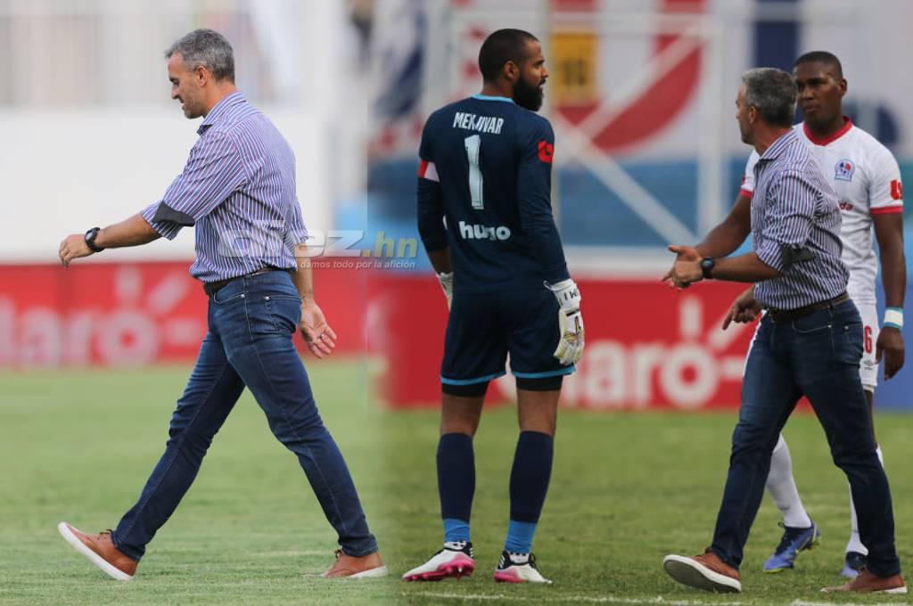 Pablo Lavallén, triste en conferencia tras su expulsión: “Sufrimos una pérdida familiar y eso hace que no esté tan cabal en el banco”