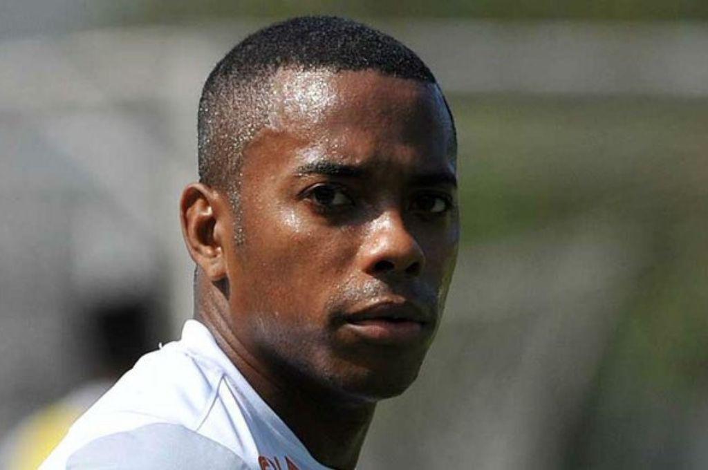 OFICIAL: Justicia italiana confirma condena de Robinho a 9 años de cárcel por violación