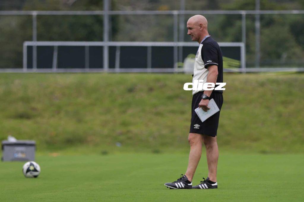 Olimpia define futuro de los extranjeros, aclaran sobre las ofertas por Edwin Rodríguez y posibles nuevos fichajes