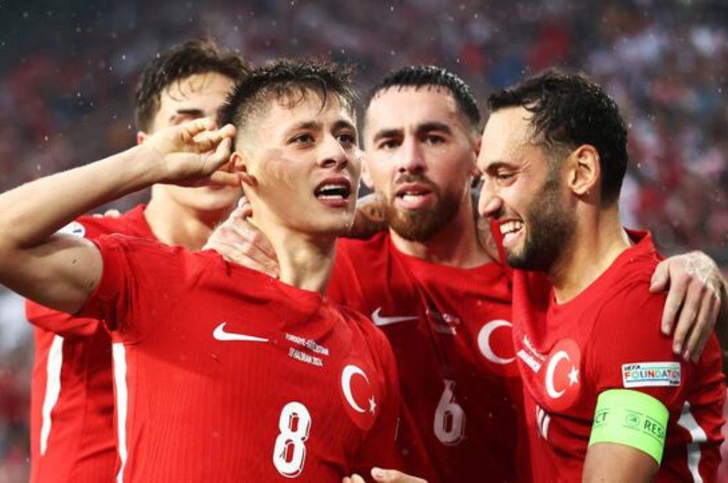 Sorpresa en Concacaf y la que haría historia en Conmebol: La IA revela las selecciones que clasificarían al Mundial 2026