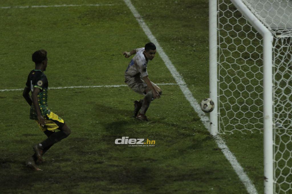 NO SE VIO EN TV: Quiénes llegaron a ‘espiar’ a Honduras, así de espantoso quedó el Morazán y la visita sorpresa que recibió EEUU en el Nacional