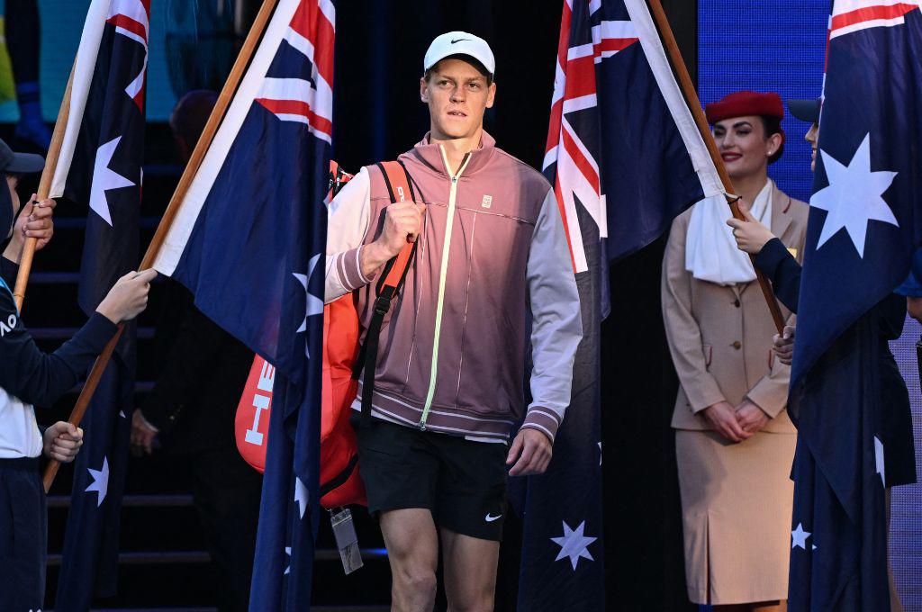 Italia se desborda por Sinner, el gesto ‘loco’ del campeón del Abierto de Australia y el mensaje especial a su padres