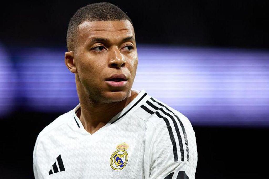 Mbappé se baja de los favoritos y en Barcelona lo celebran: estos son los máximos candidatos a ganar el Balón de Oro 2024-25