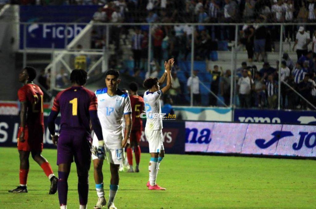 El gesto de Palma con David Suazo y Carlos Pavón; la reacción de Rueda a la chilena de Edwin y el detalle con Ruiz