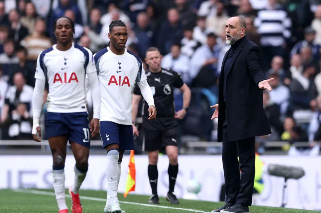 Tottenham echa su técnico y el impensando jugador activo de la plantilla que lo reemplazaría: solo duró 44 días