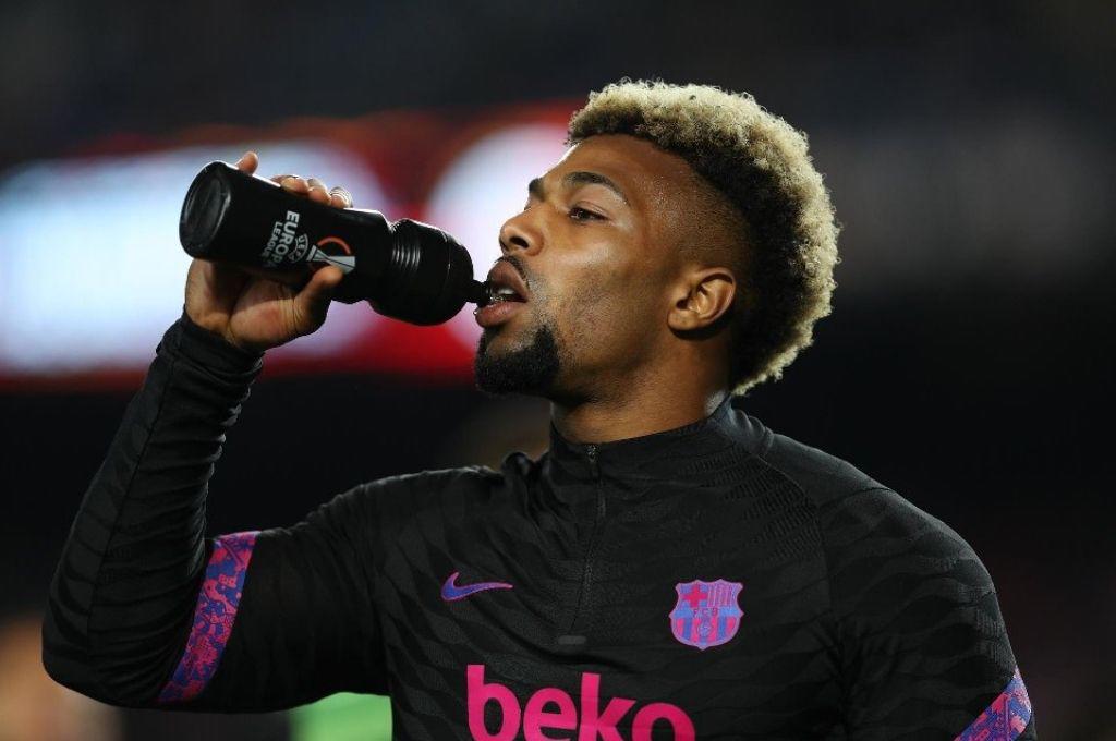 Se va del Barcelona tras ganarle al Oviedo y el nuevo fichaje de Flick, Xabi Alonso ya tiene 'club' y Julián rumbo a la Premier