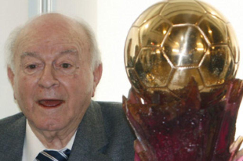 ¿Messi o Cristiano Ronaldo? FIFA entregaría el Super Balón de Oro en 2029 y ya hay polémica por el ganador