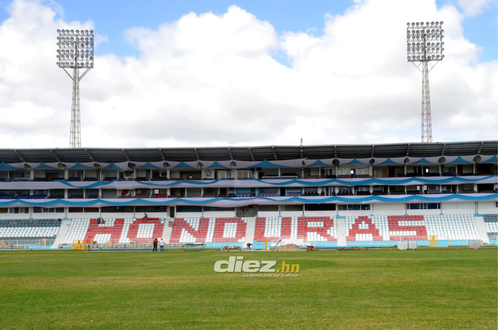 ¡Ya tiene nuevas butacas, pero la cancha está peor! Así luce actualmente el estadio Nacional y los cambios que vienen a mitad de año