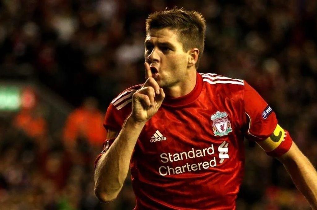 Gerrard sin pelos en la lengua elige al mejor jugador de la historia entre Cristiano y Messi: él siempre te hará ganar títulos