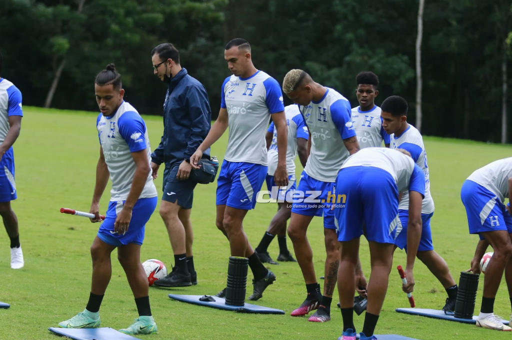 Así escoge los tacos Kervin Arriaga, la novedad y las bromas entre los López: El nuevo entreno de Honduras previo al duelo contra Colombia