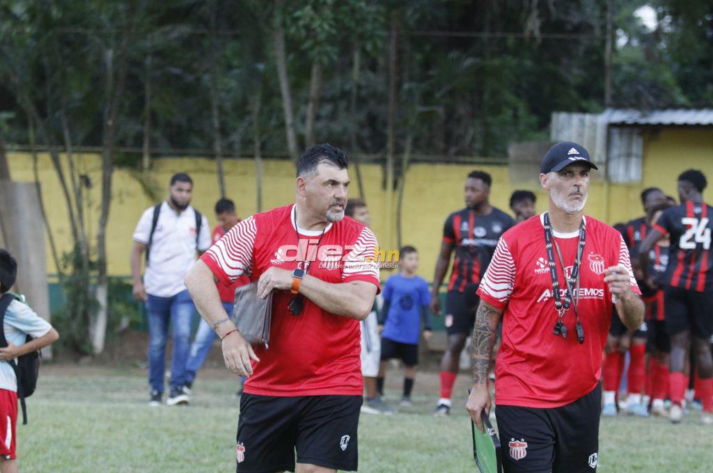 ¿Qué pasará con el Vida? Jugadores y cuerpo técnico fueron sorprendidos, amistoso y la visita especial que tuvieron
