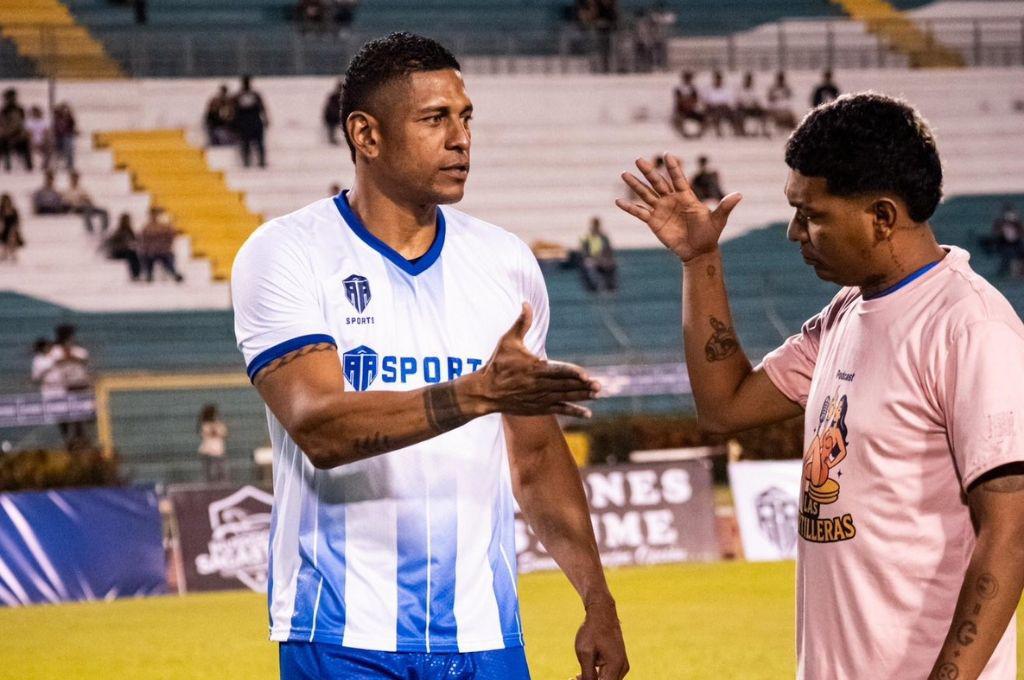 Supremo sufre nuevo accidente automovilístico tras partido de tiktokers: Iba bien borracho...