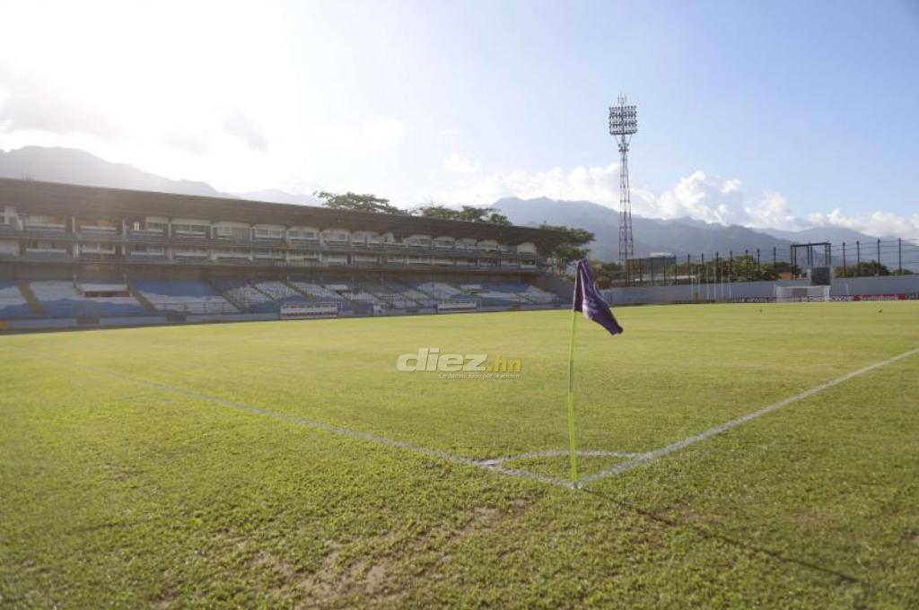 ¿Sigue dañado o en óptimas condiciones? Así luce el césped del estadio Morazán previo a los cuartos del Premundial Sub-20