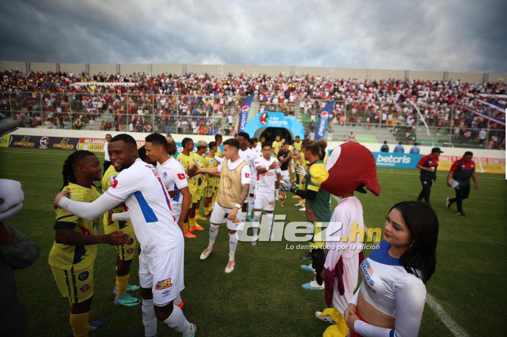 El festejo épico del ‘Chelito’, el enojo de Tilguath y la sorpresa en el Olimpia: La belleza femenina cautivo en Comayagua