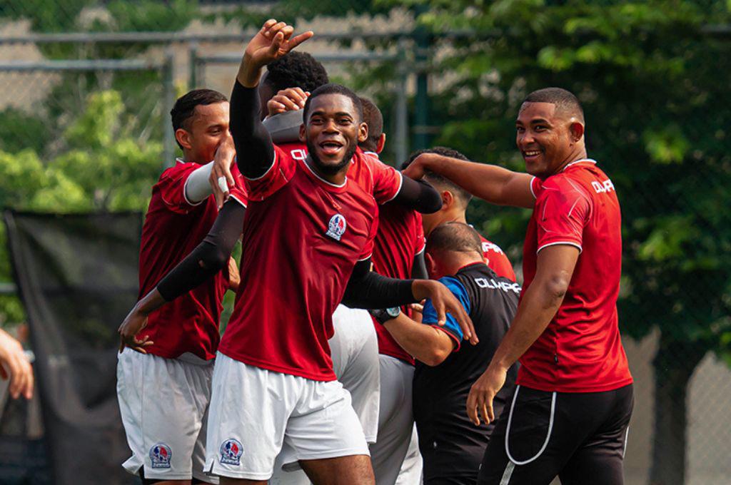 ¿Bajas en el Olimpia? Se confirma el reporte médico de Elvin Casildo y Josman Figueroa tras abandonar el duelo con Municipal