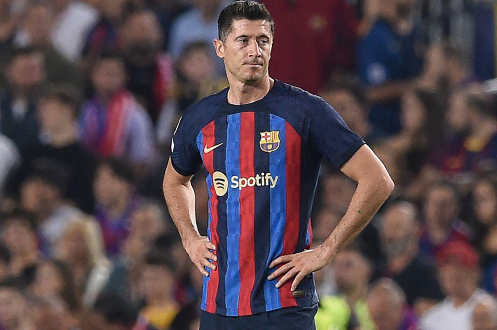 ¡Duro momento! La tristeza de Xavi y compañía tras ser eliminados de la UEFA Champions League y saber que jugará Europa League