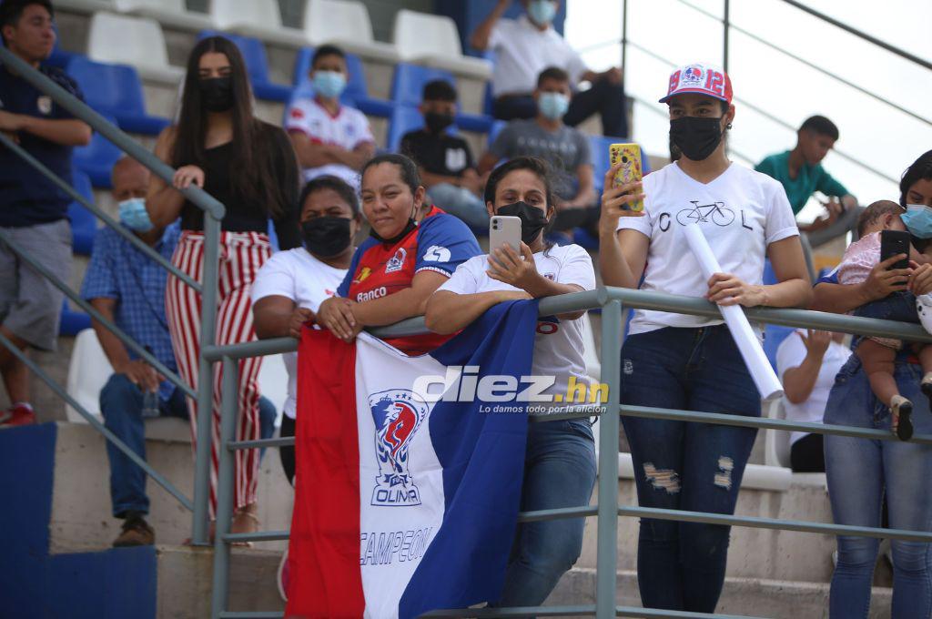 Presumieron la copa y la pancarta especial: Así fue el espectacular recibimiento que tuvo el Olimpia Sub-15 tras ganar la Donosti Cup