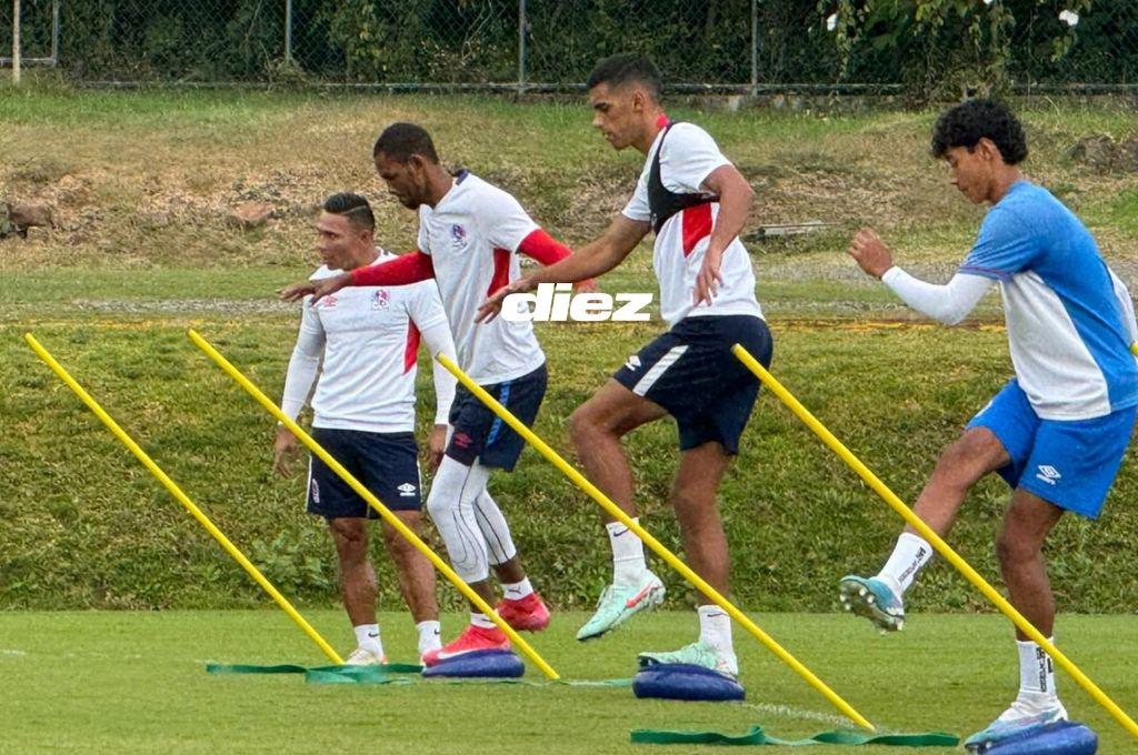 Olimpia vs Marathón: tremendo abrazo de Espinel, futbolista usa vendaje para llegar a la final y otro se ausenta del entreno