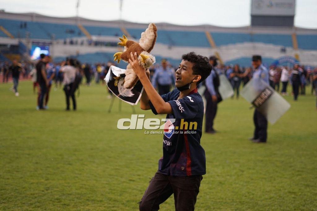 El gran gesto de Pereira con Omar Elvir, las lágrimas de Castellanos por la copa 18 de Motagua ¿y Rougier se despide?
