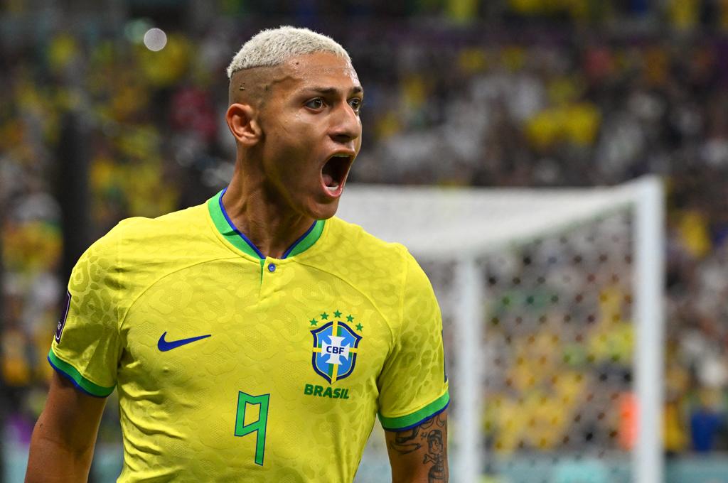 “Cumplí mi sueño de niño”, dice Richarlison tras anotar dos goles en triunfo de Brasil contra Serbia