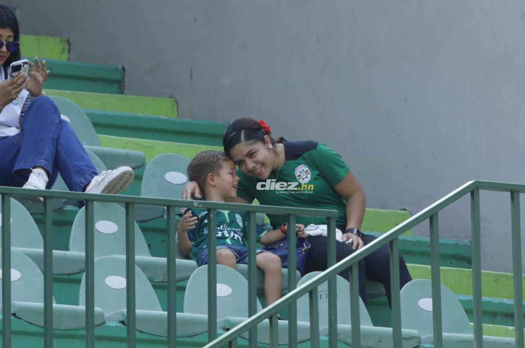 El ambiente en el Yankel por el clásico Marathón-Real España; las bellas mujeres que deslumbran en las graderías